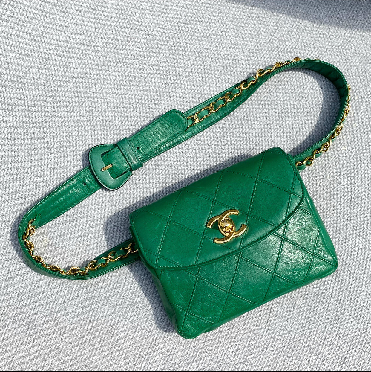 Chanel Vintage Early 1980's Green Belt Waist Bag - 28-30"