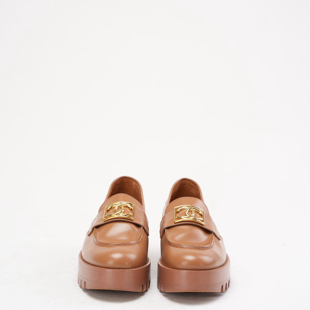 Chanel Brown CC Logo Loafer Leather Size 38.5