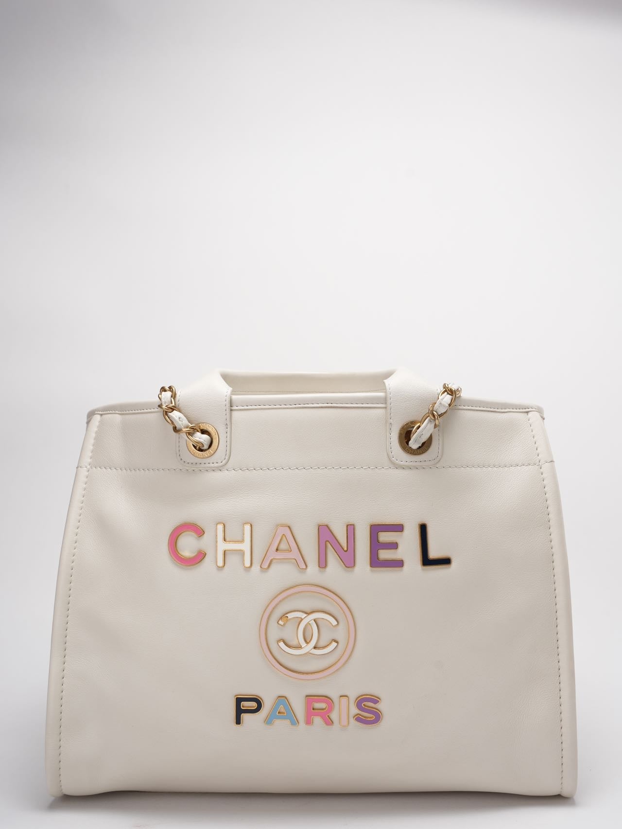 Chanel Deauville Tote Bag With Pouch Enamel White Multicolour (2022 Spring/Summer Limited Edition)