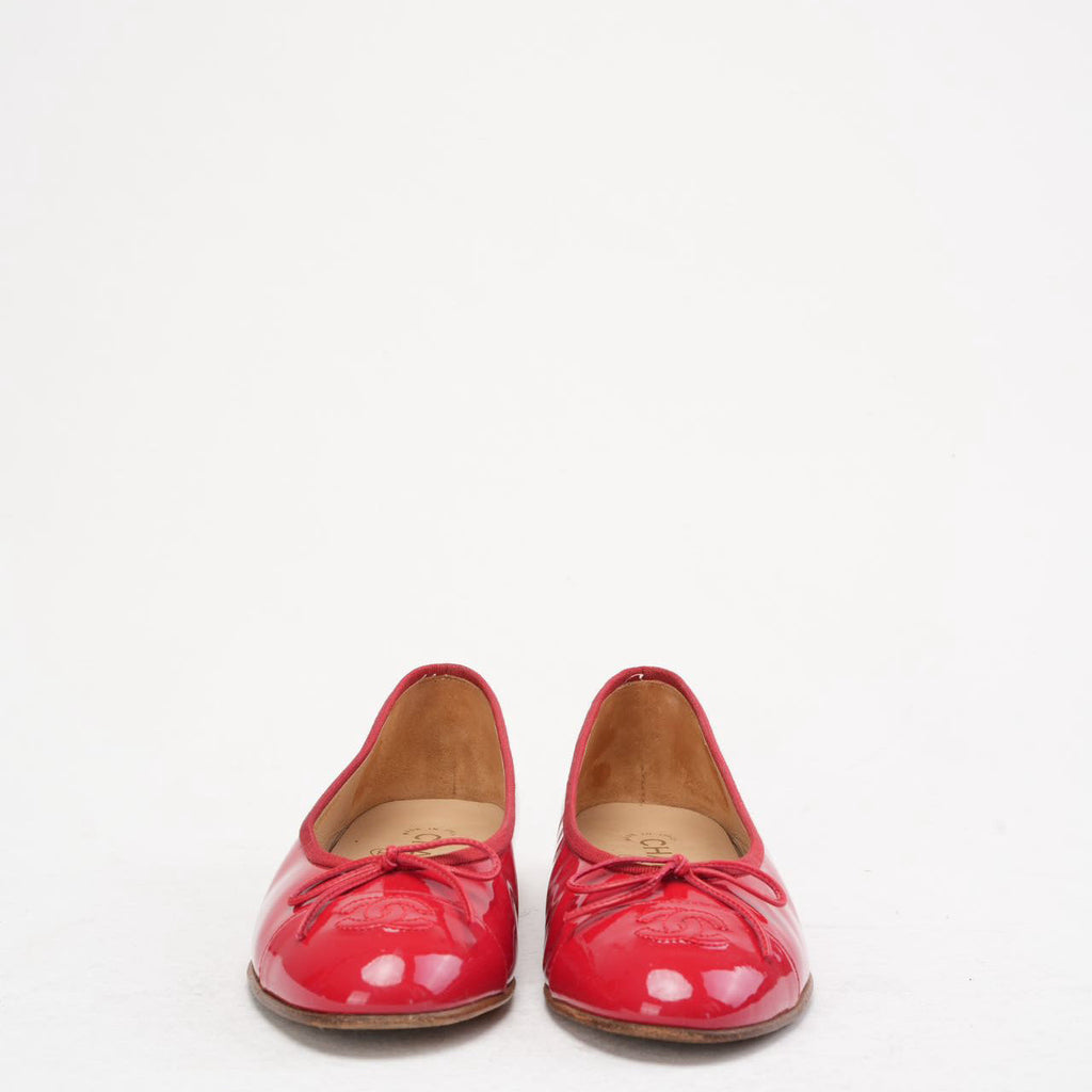 Chanel Red Leather CC Cap Toe Ballet Flats Size 38.5
