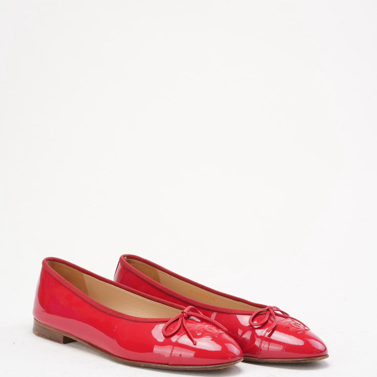 Chanel Red Leather CC Cap Toe Ballet Flats Size 38.5