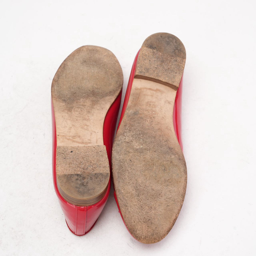 Chanel Red Leather CC Cap Toe Ballet Flats Size 38.5