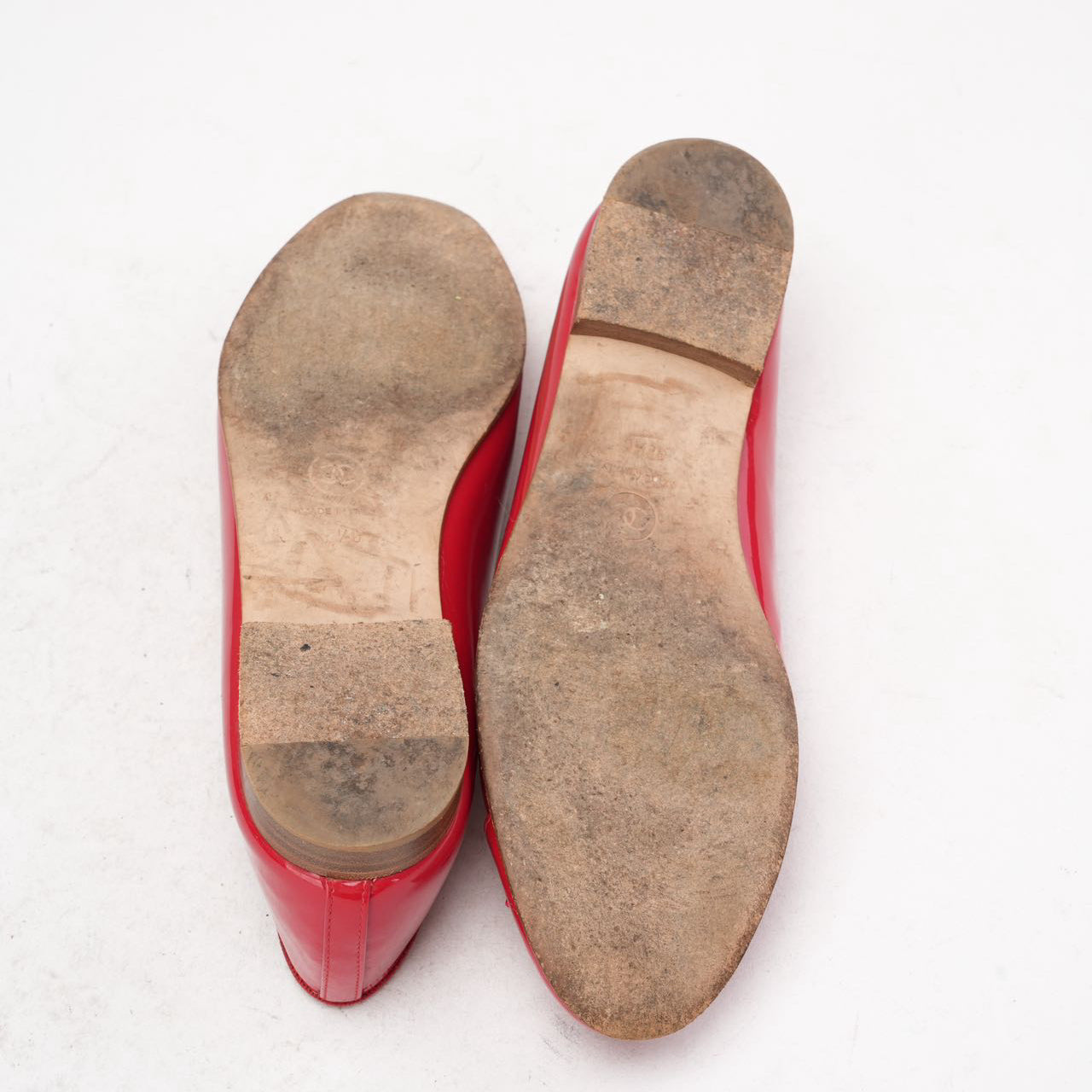 Chanel Red Leather CC Cap Toe Ballet Flats Size 38.5