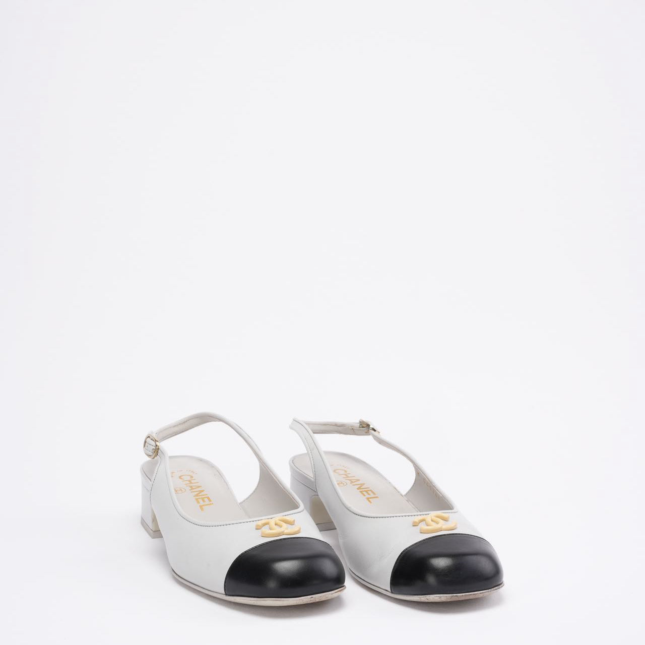 Chanel 25A CC Black / White Leather Mule Pointed Toe Size 37