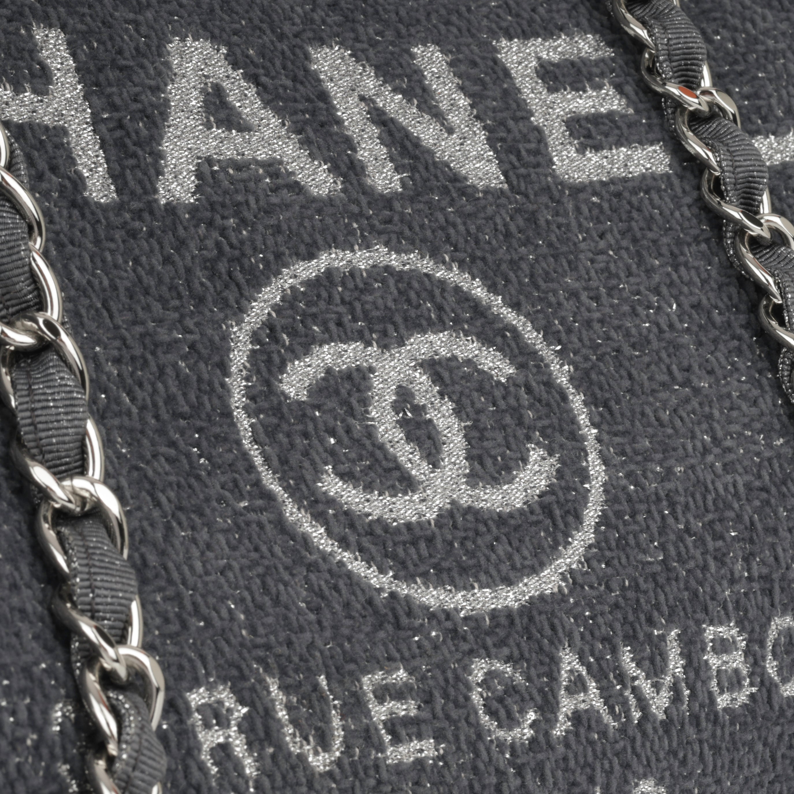 Chanel Deauville - Large
