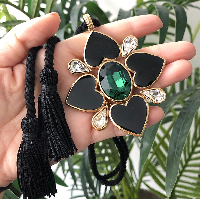 YSL Yves Saint Laurent Vintage 1980's Enamel Heart Pendant Rope Necklace