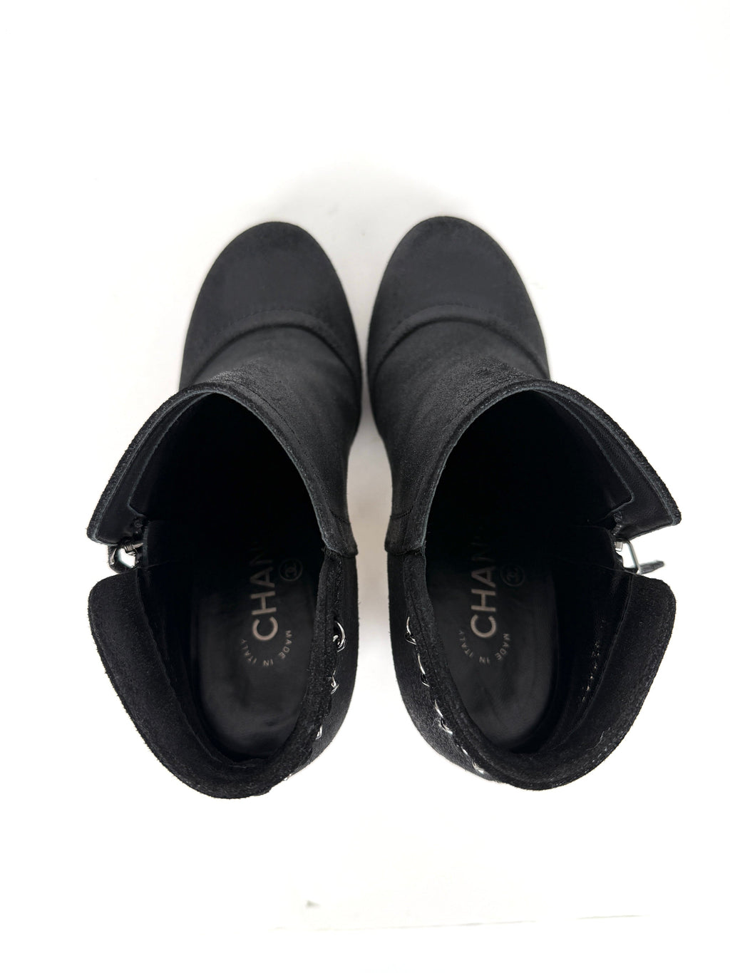 CHANEL  Interlocking CC Chain Logo Black Ankle Booties Boots 38.5 8