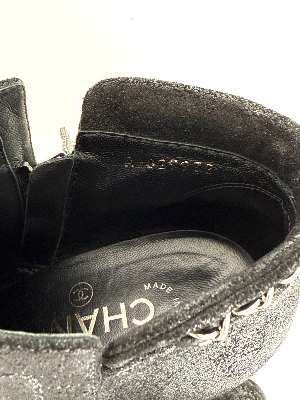 CHANEL  Interlocking CC Chain Logo Black Ankle Booties Boots 38.5 8