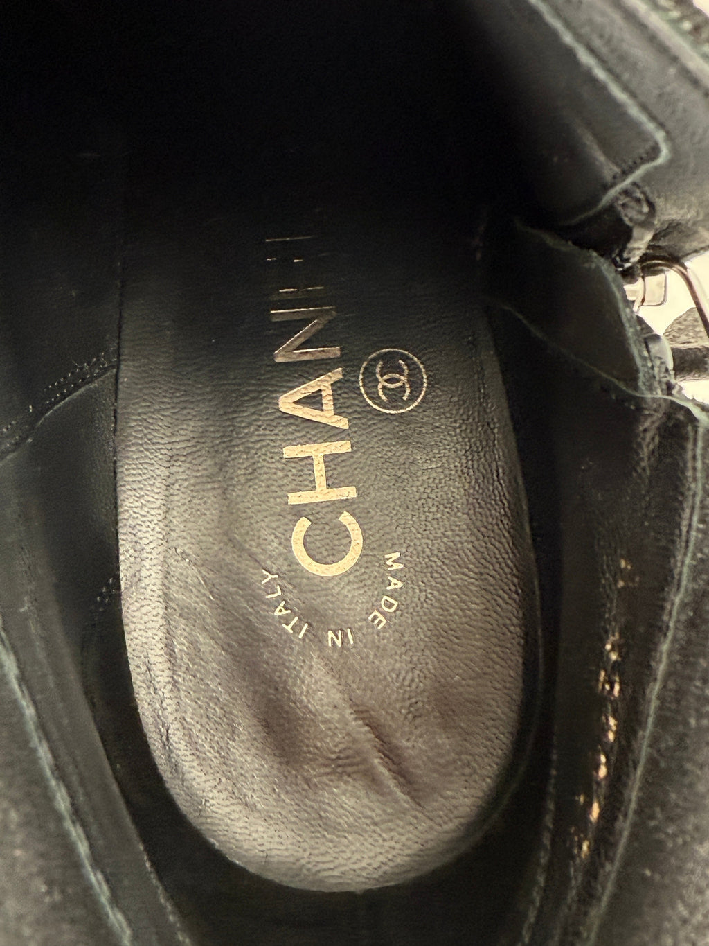 CHANEL  Interlocking CC Chain Logo Black Ankle Booties Boots 38.5 8