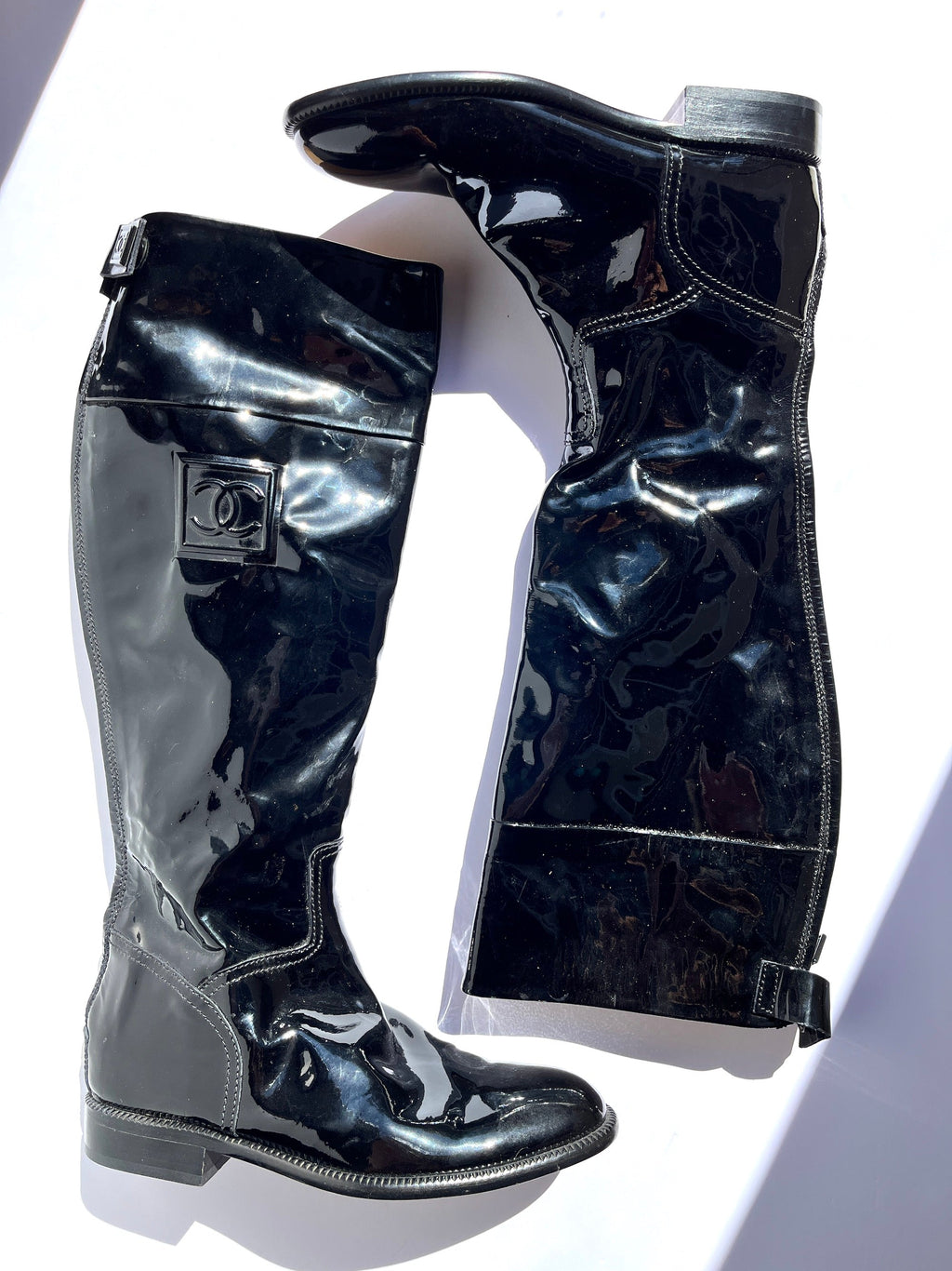 Vintage CHANEL CC Logo Patent Leather Black Long Flat Boots 37.5 7
