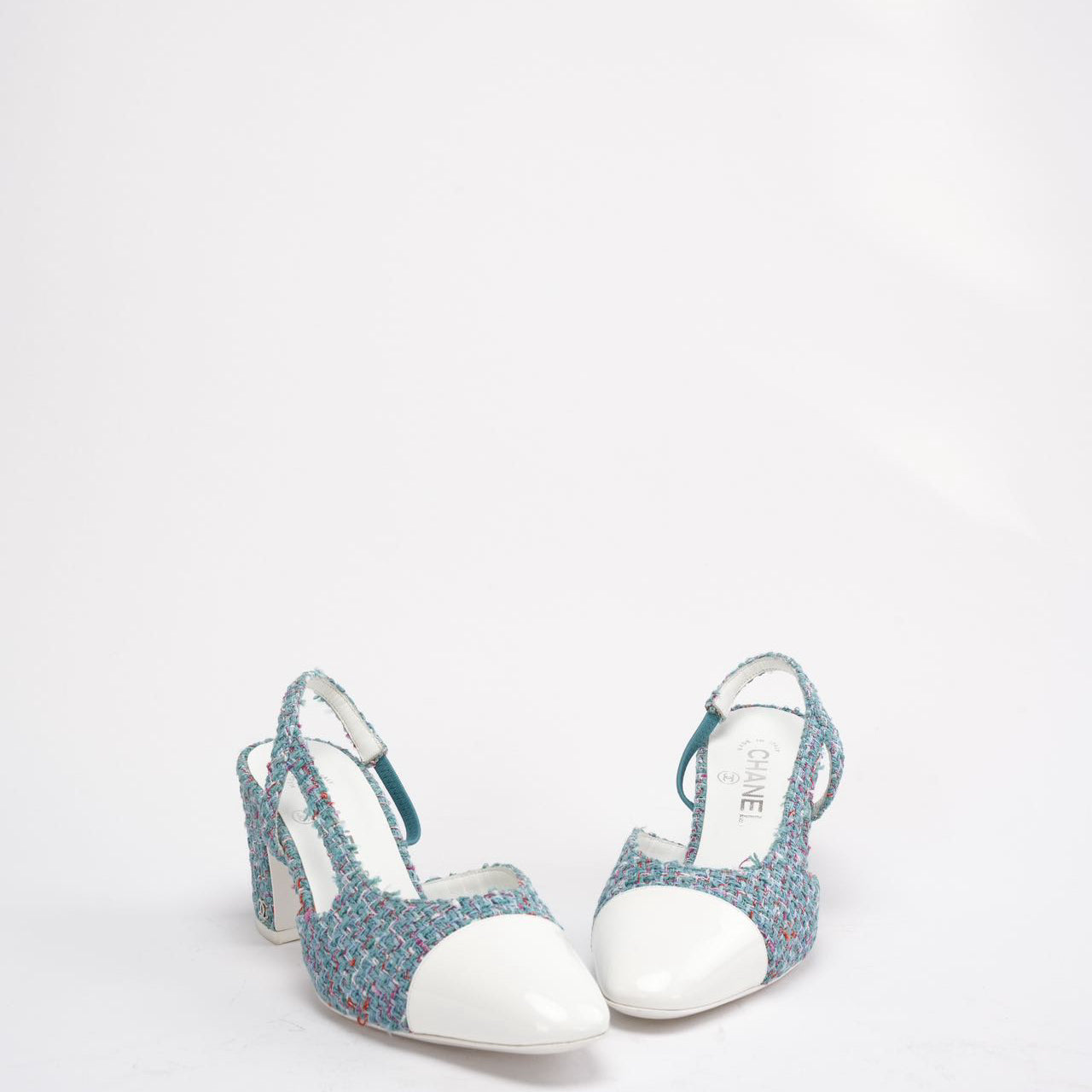 Chanel Tiffanyblau Tweed and Leather CC Pumps Size 38.5