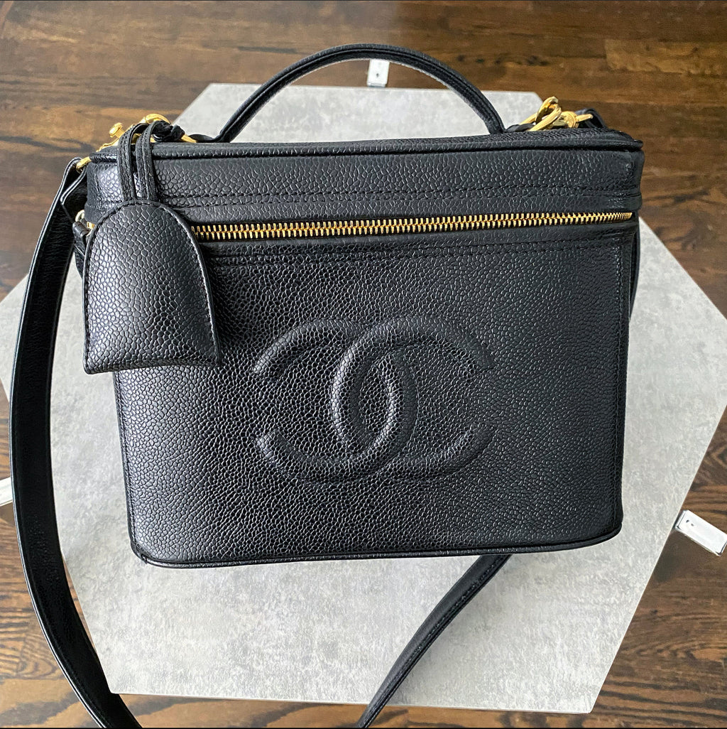 Chanel Vintage 1996 Black Caviar CC Vanity Shoulder Bag
