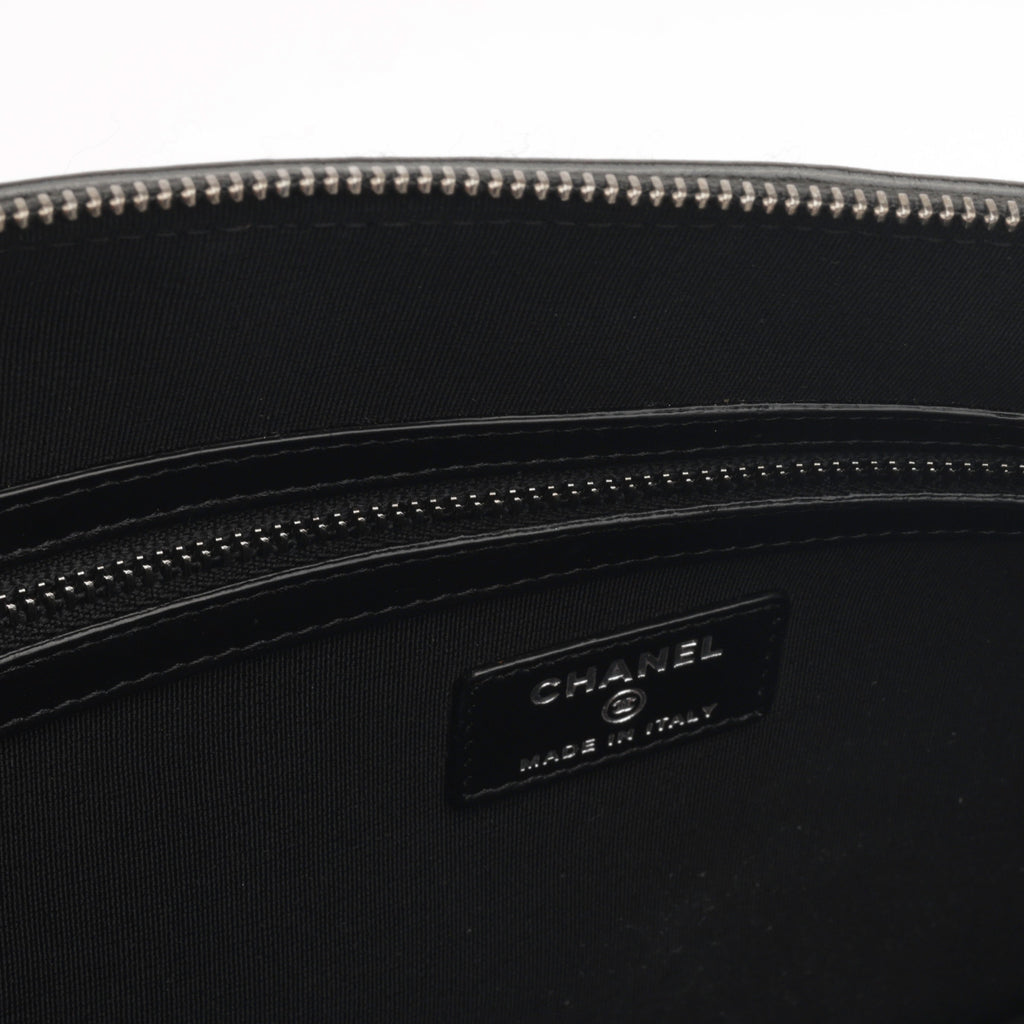 Chanel Gabrielle Large O Case Paris/Hamburg - Black Embroidered Wool / Calfskin | Mixed Hardware