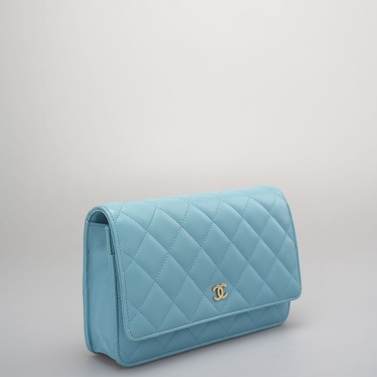 Chanel Light Blue Woc Wallet On Chain Classic Bag In Lambskin Leather With Gold Hardware