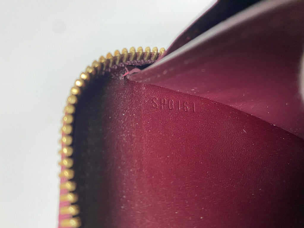 Louis Vuitton Vernis Monogram Zippy Wallet Rouge Fauve