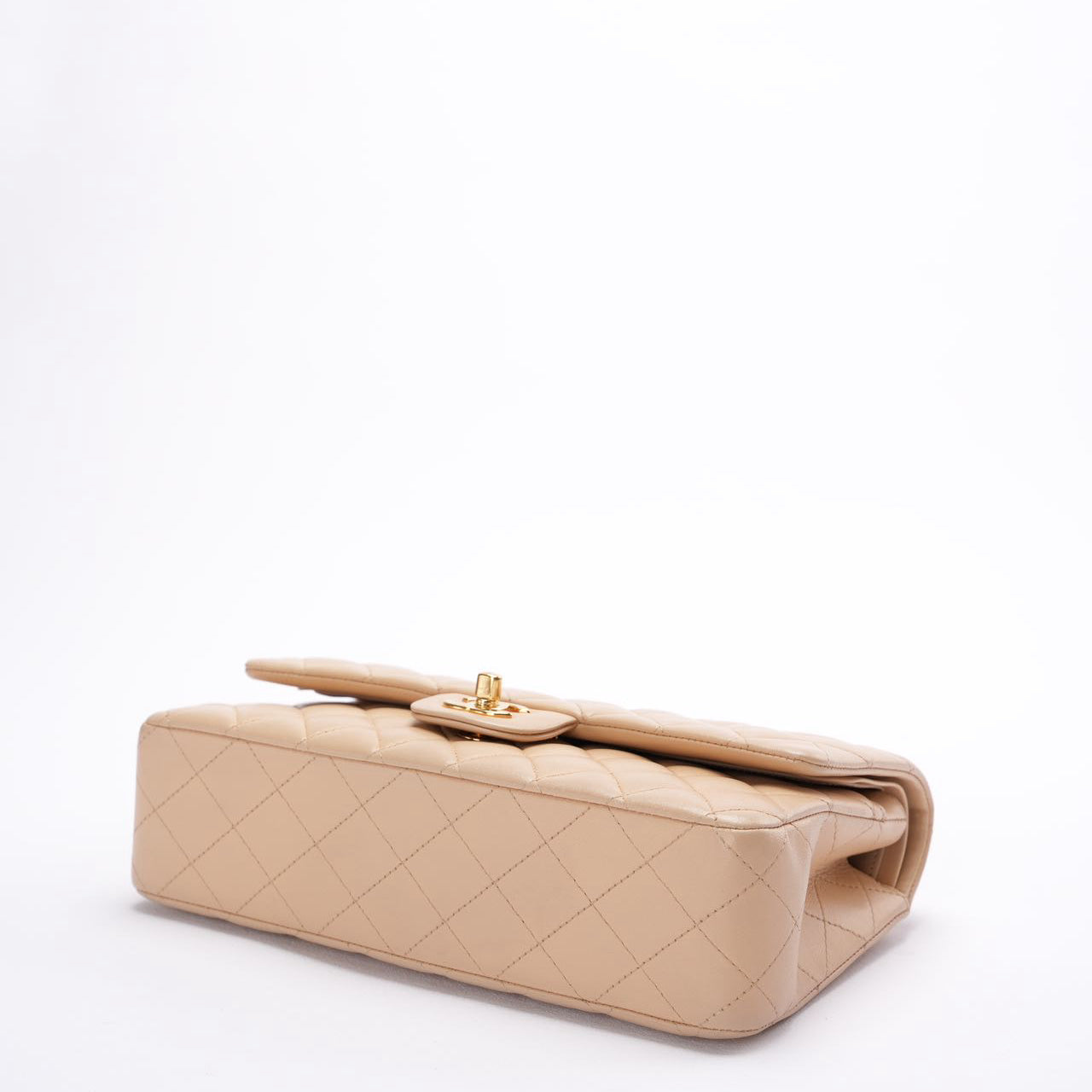 Chanel Classic Flap Bag medium Beige