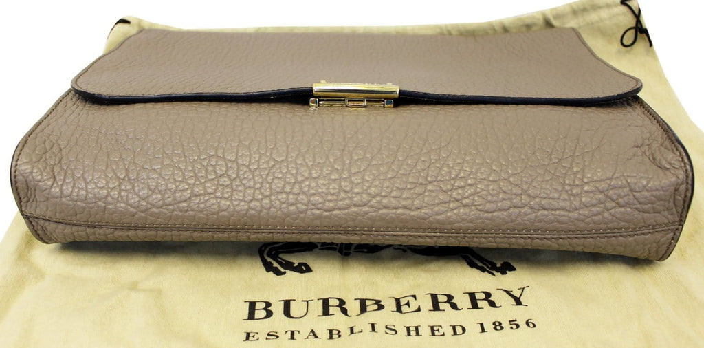 BURBERRY Heritage Sonnet Grain Leather Large Clutch