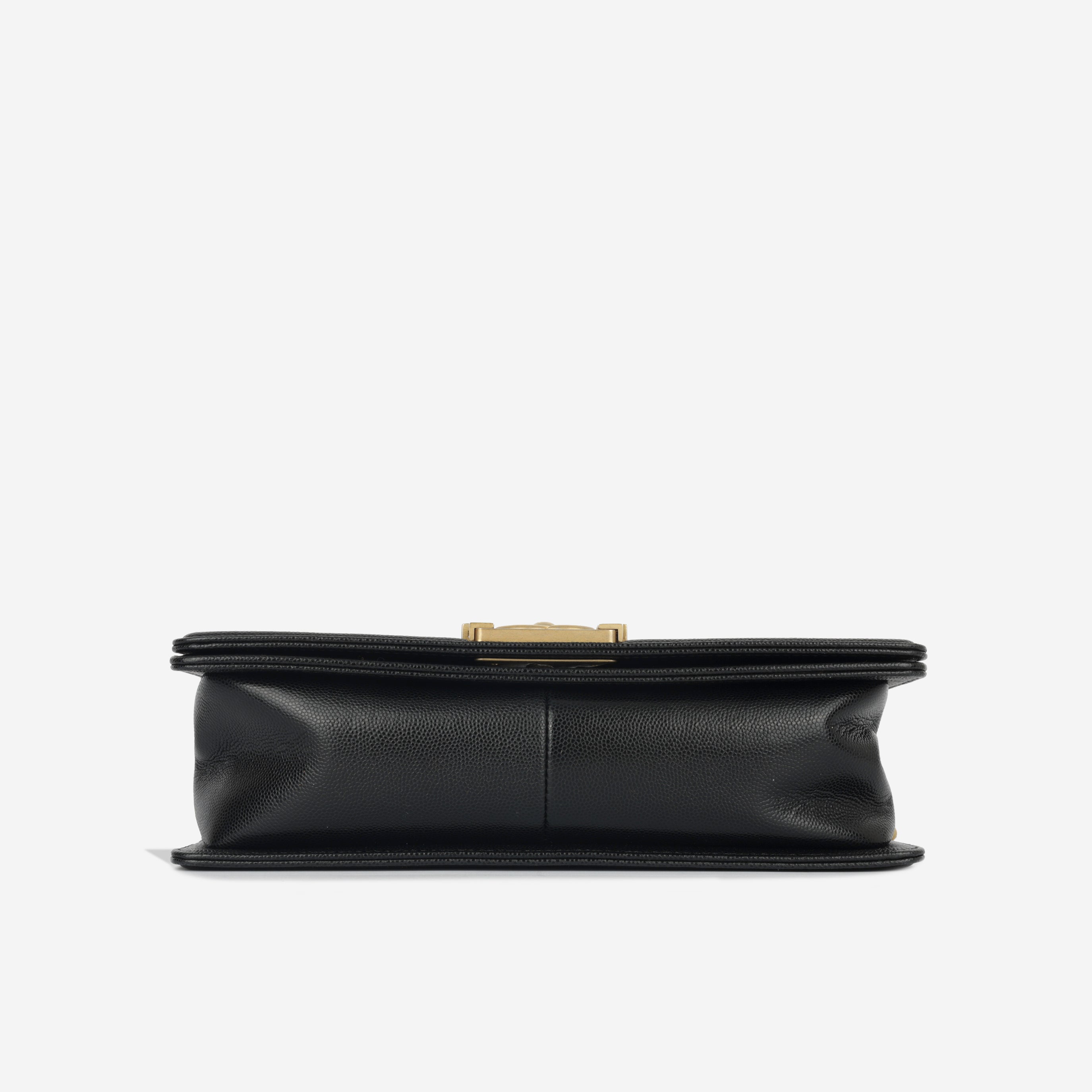 Chanel Boy Bag - Old Medium