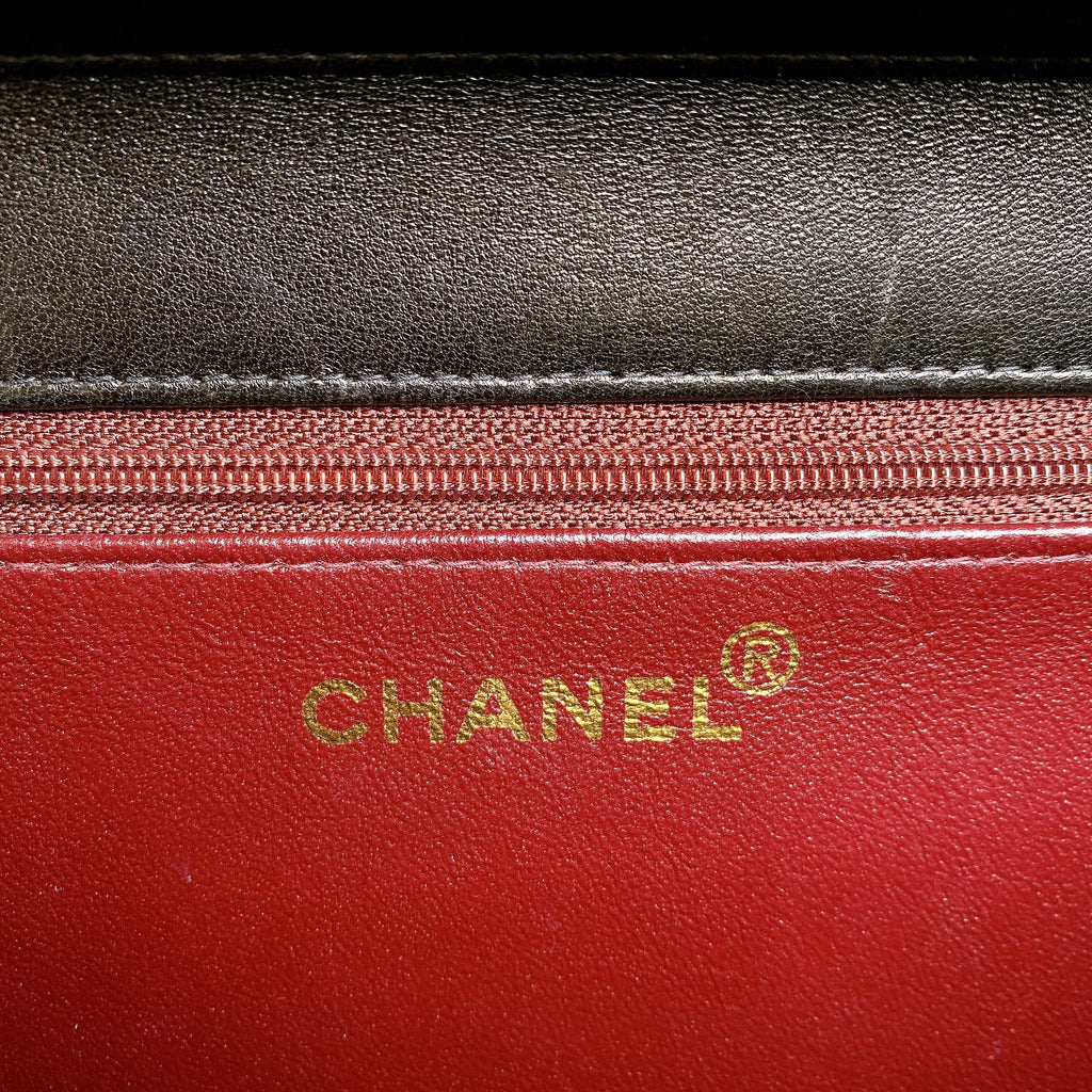 Chanel Vintage Classic Flap in Black