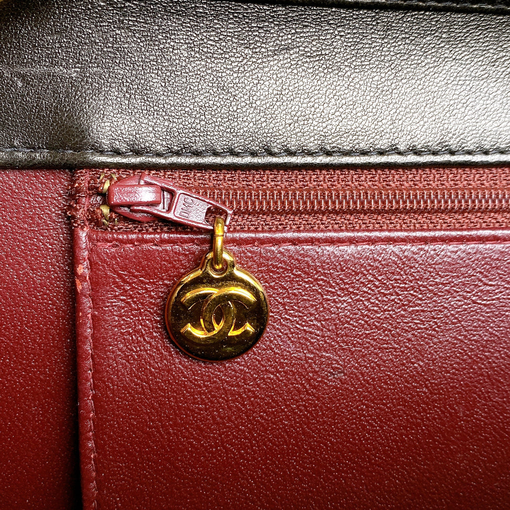 Chanel Vintage Classic Flap in Black