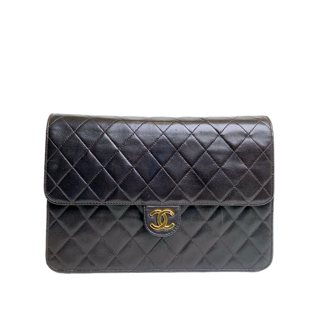 Chanel Vintage Classic Flap in Black