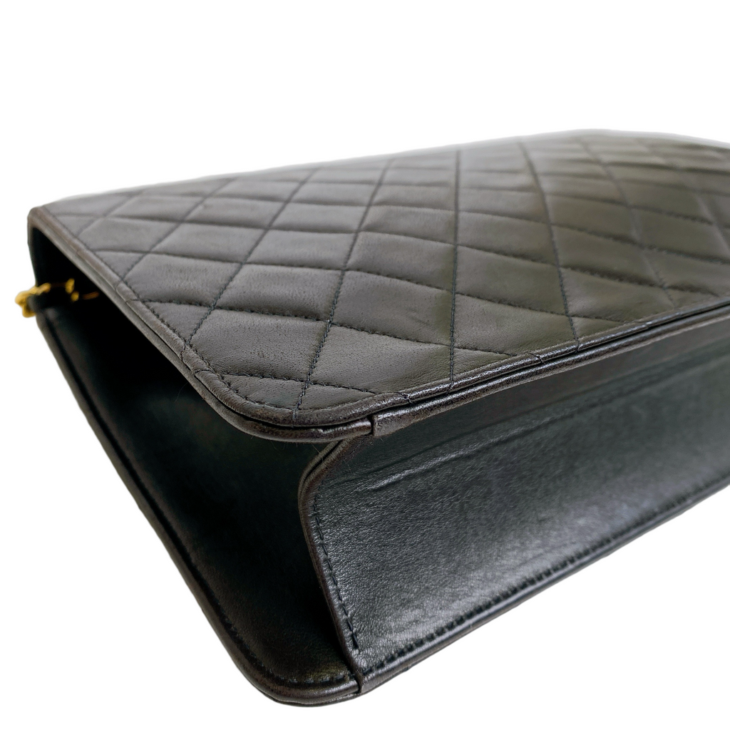 Chanel Vintage Classic Flap in Black
