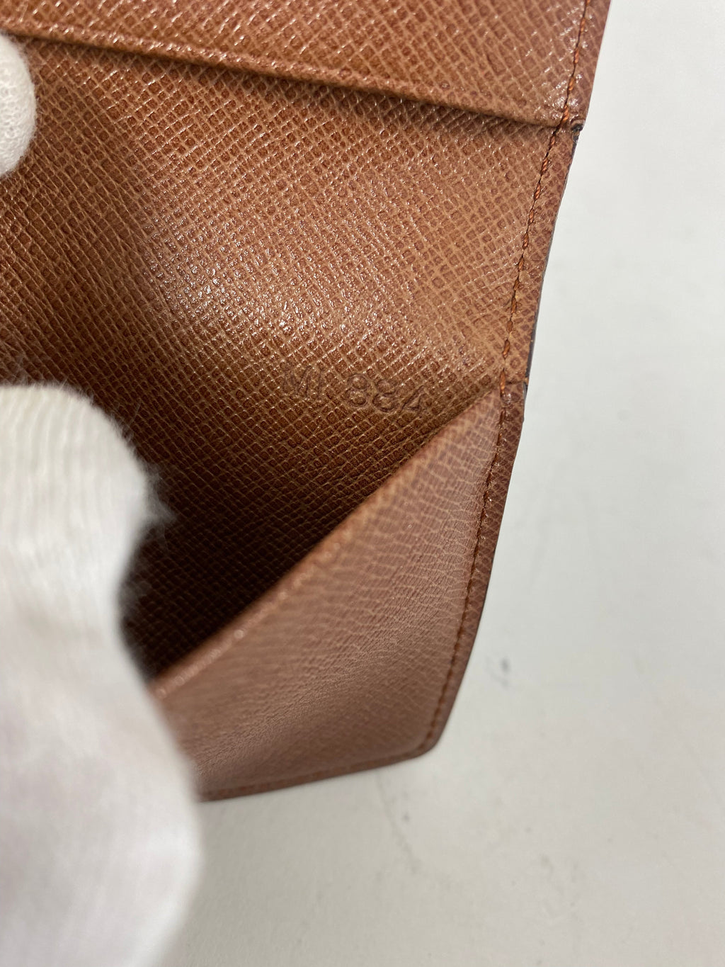 Louis Vuitton Vintage Monogram Canvas Bifold  Holder