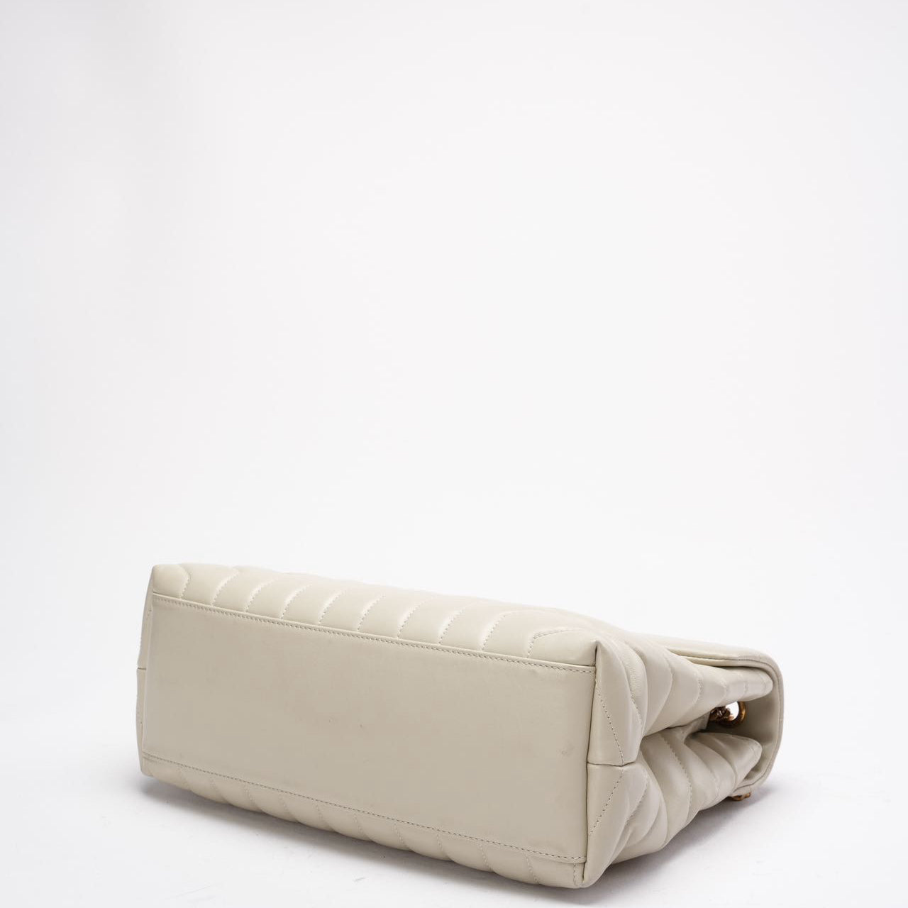 Saint Laurent  Medium White LouLou 2020