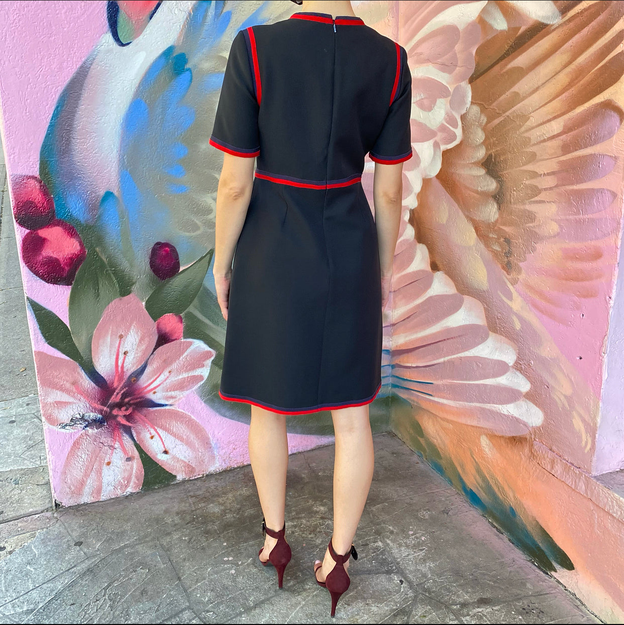 Gucci Black Short Sleeve 1960’s Style Ribbon Trim Dress - IT44 / USA 8