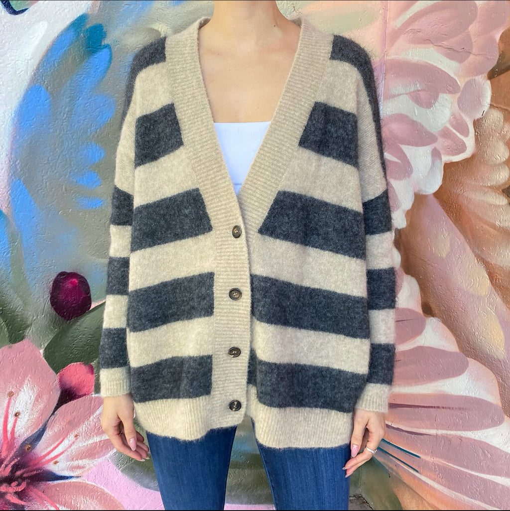 Brunello Cucinelli Beige and Grey Stripe Mohair igan Sweater - M