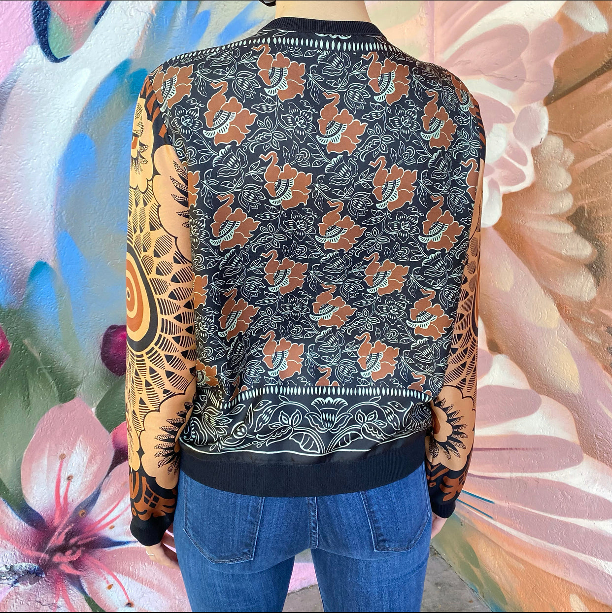 Valentino Blue and Caramel Silk Pattern igan Sweater - USA 8