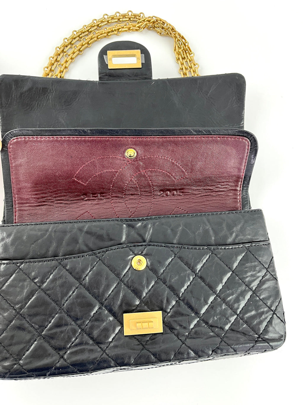 CHANEL Black 225 2005 Reissue 2.55 Leather Crossbody Bag