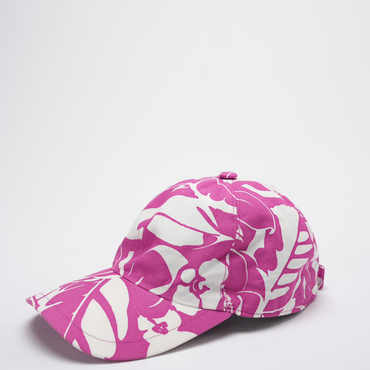 Chanel Cotton CC Cap Hat in Pink and White