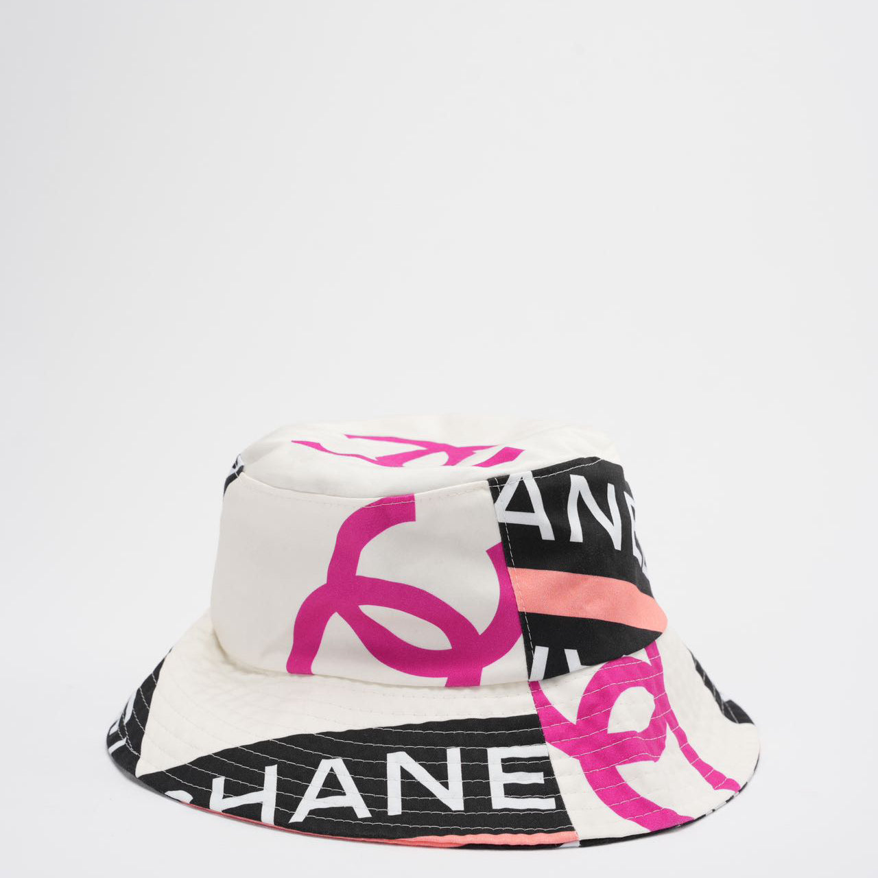 Chanel Cotton Logo Cloche Hat Bucket Hat Ecru / Black / Pink Pre-Loved