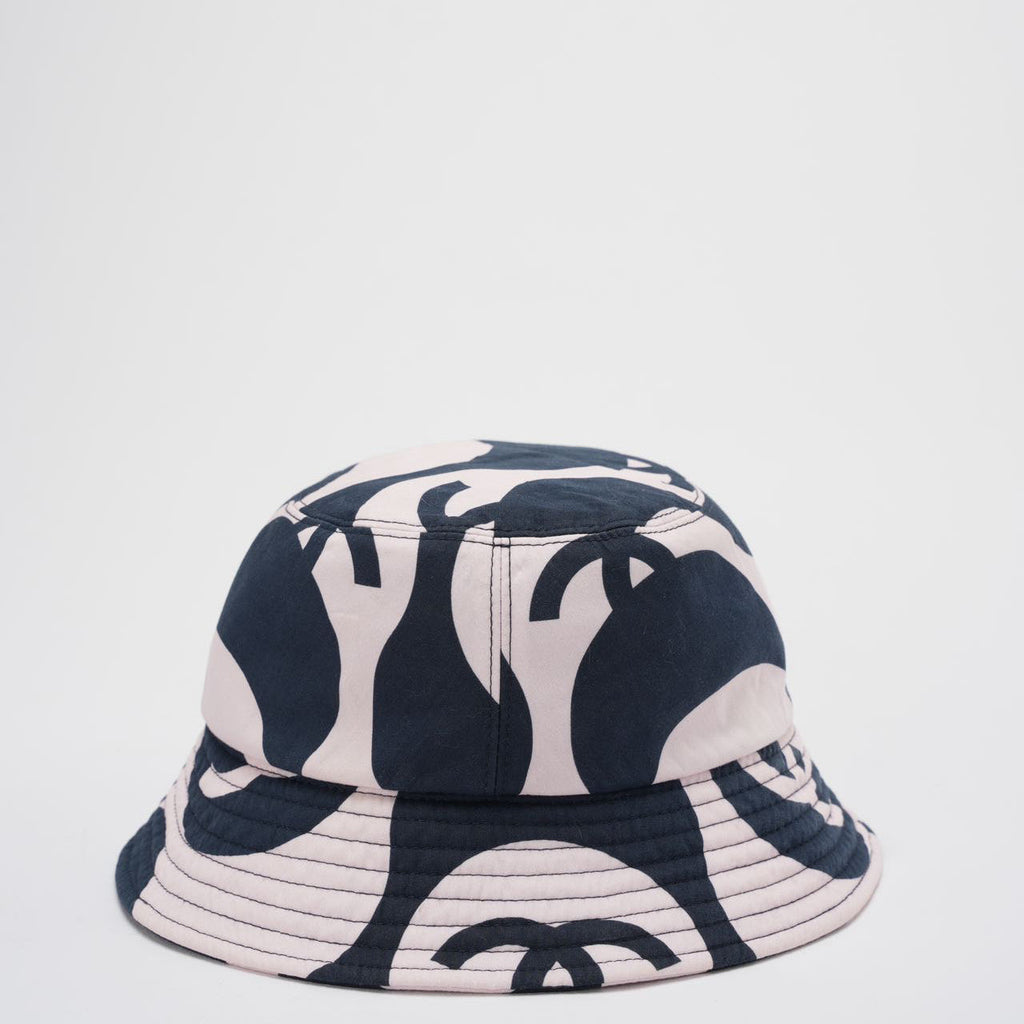 Chanel CC Bucket Hat in Navy and Ivory Cotton – Size S