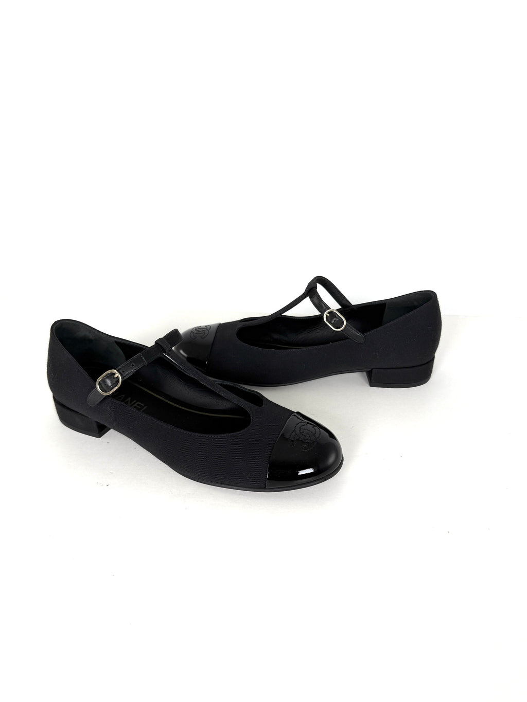 CHANEL Cap Toe Mary Jane Satin Patent Leather CC Logo Low Heel Pumps 39 8.5