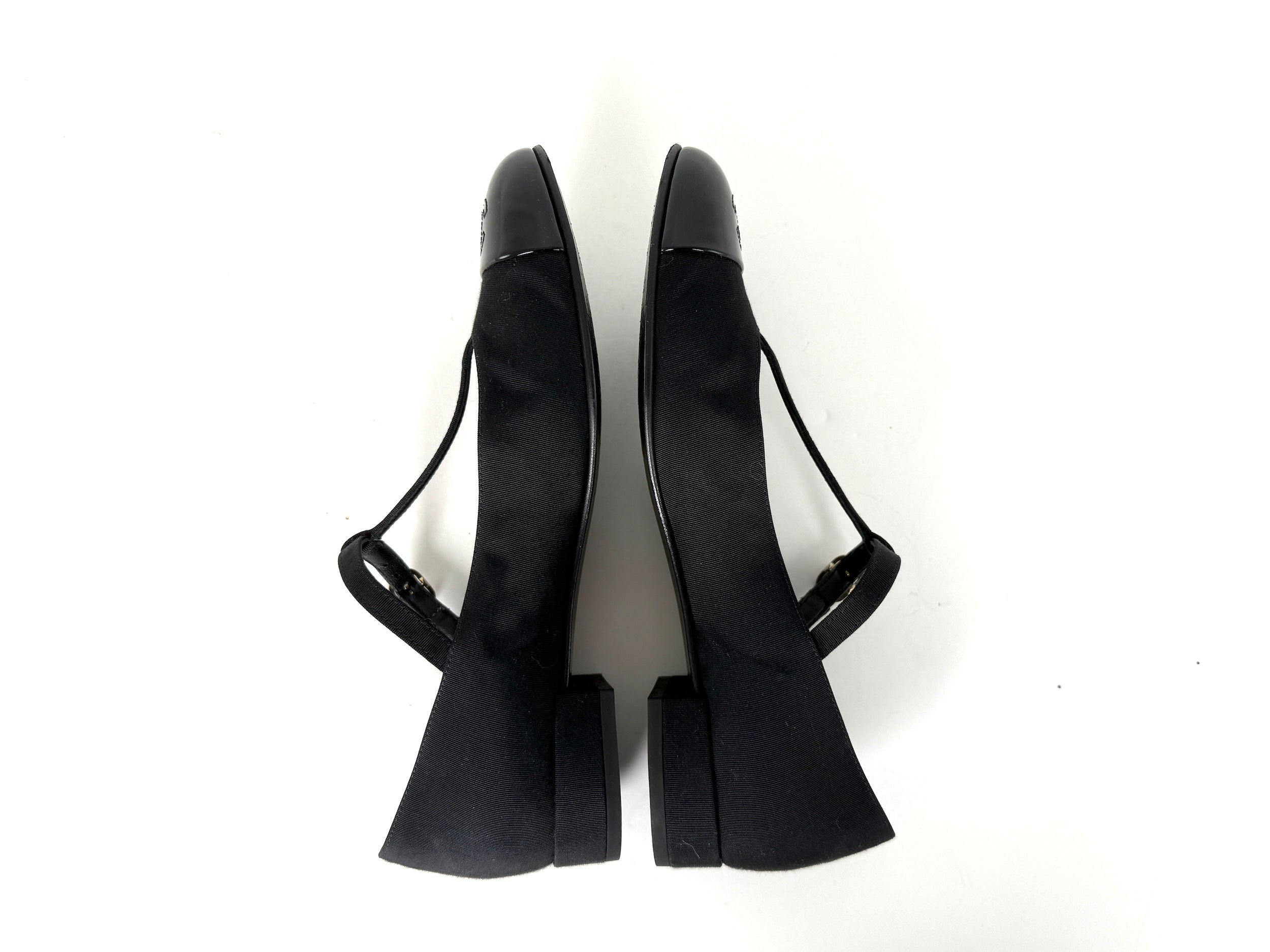CHANEL Cap Toe Mary Jane Satin Patent Leather CC Logo Low Heel Pumps 39 8.5