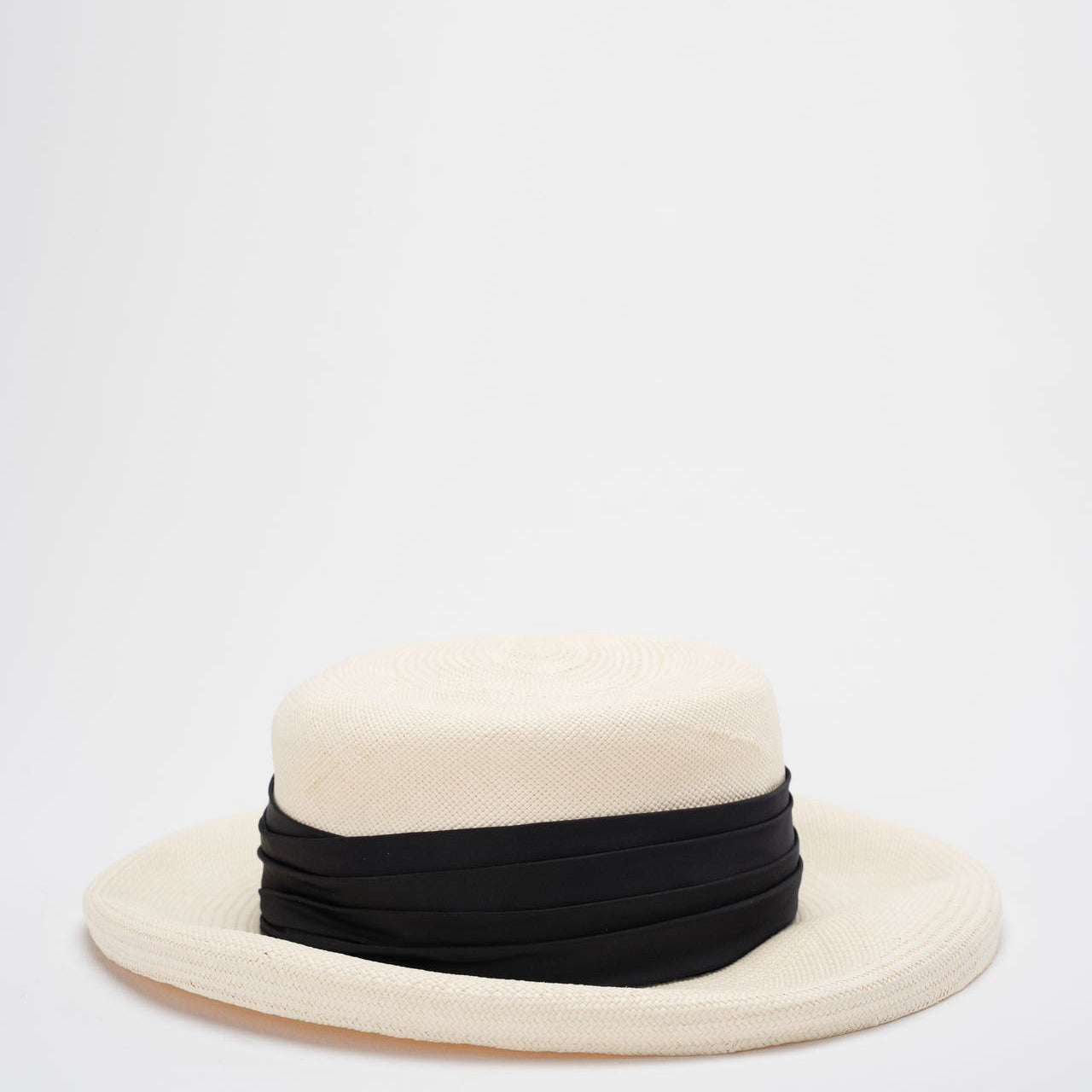 Chanel Straw Boater Hat in White and Black with CC Logo – Size M