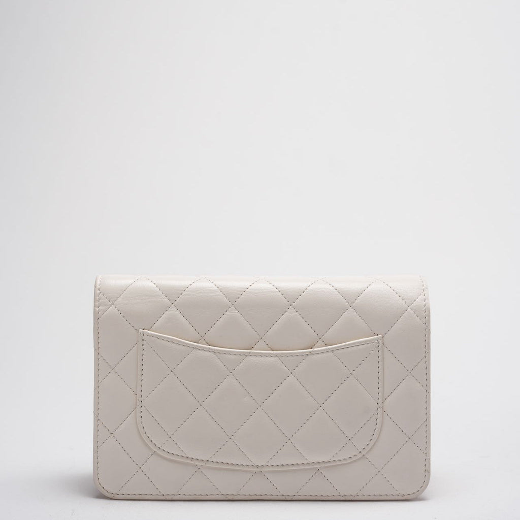 Chanel Wallet on Chain Timeless/Classique Leather Crossbody Bag in White with Silver Crystal Hardware