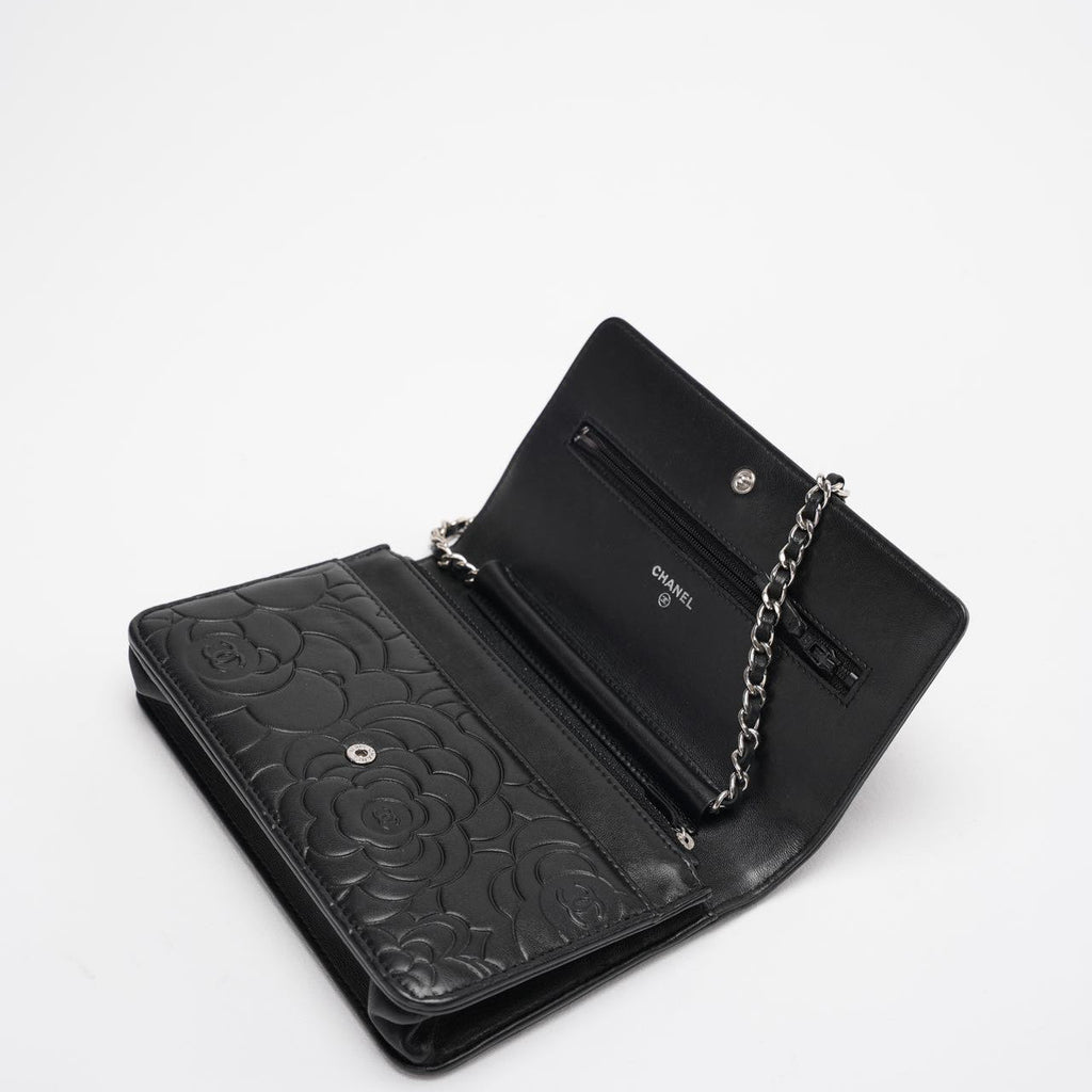 Chanel Wallet On Chain (Woc) Camellia Black Lambleather Silver Hardware