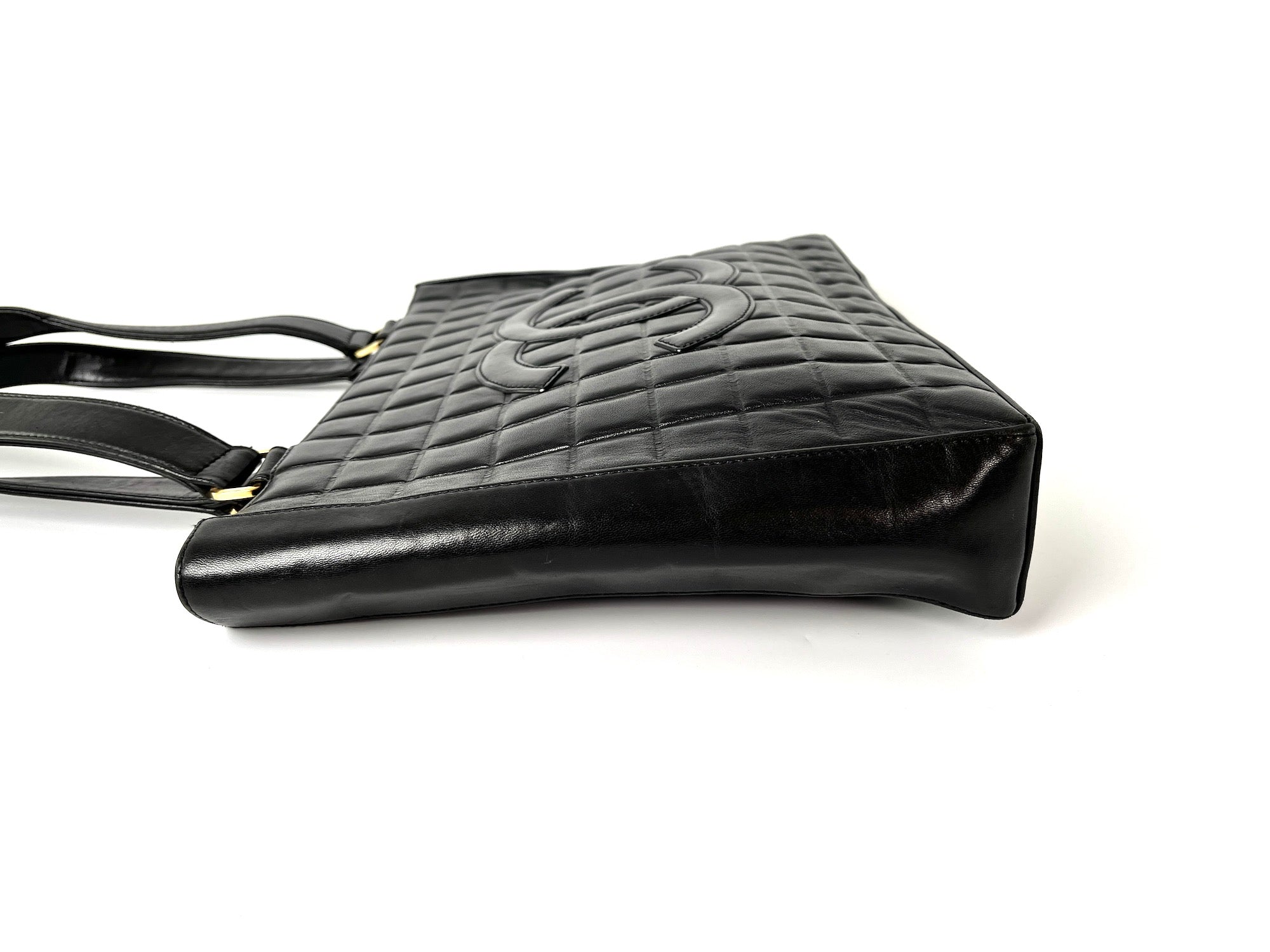 Vintage CHANEL Chocolate Bar Black Leather Shoulder  Bag