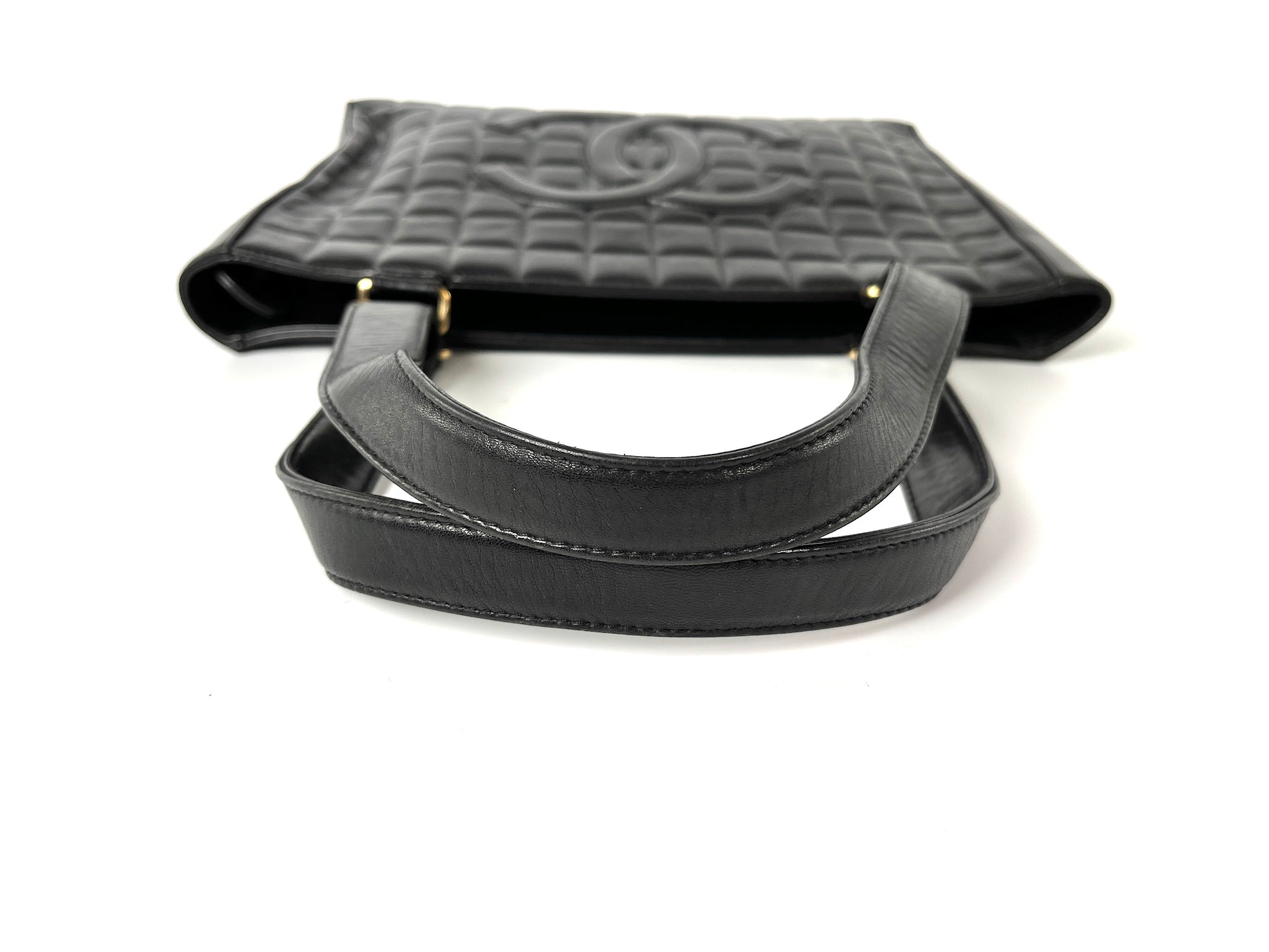 Vintage CHANEL Chocolate Bar Black Leather Shoulder  Bag