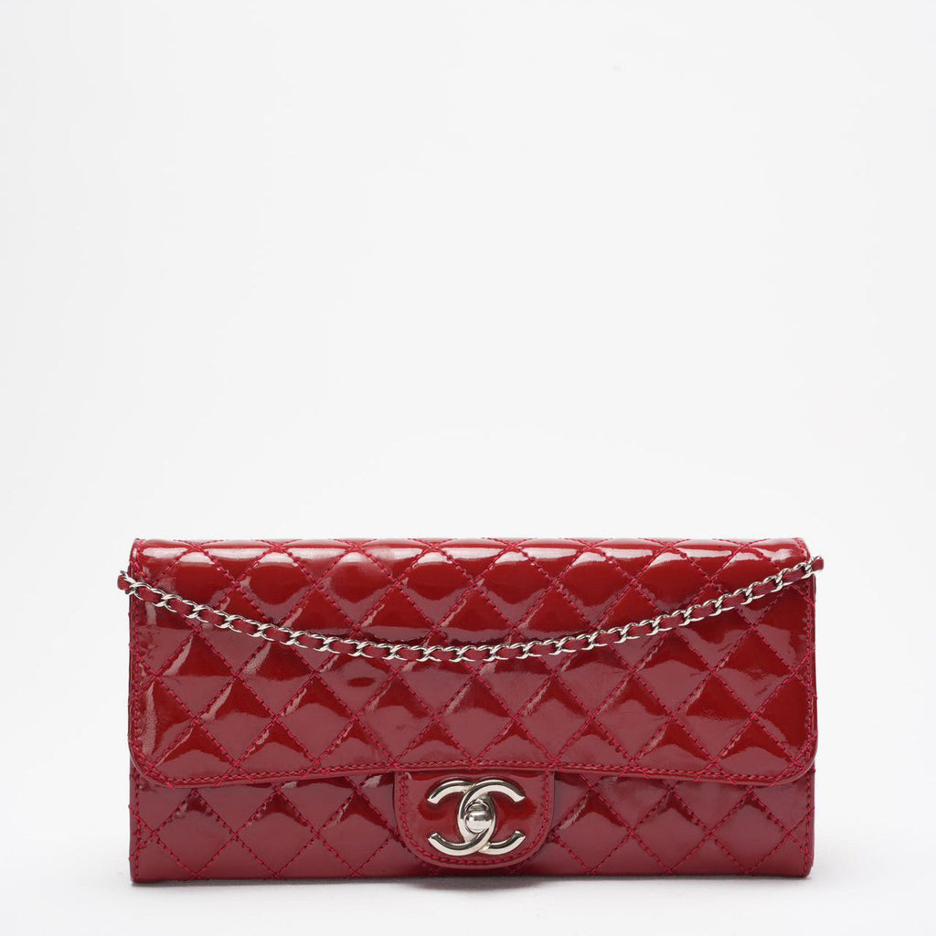 Chanel Timeless Wallet on Chain East West in Red