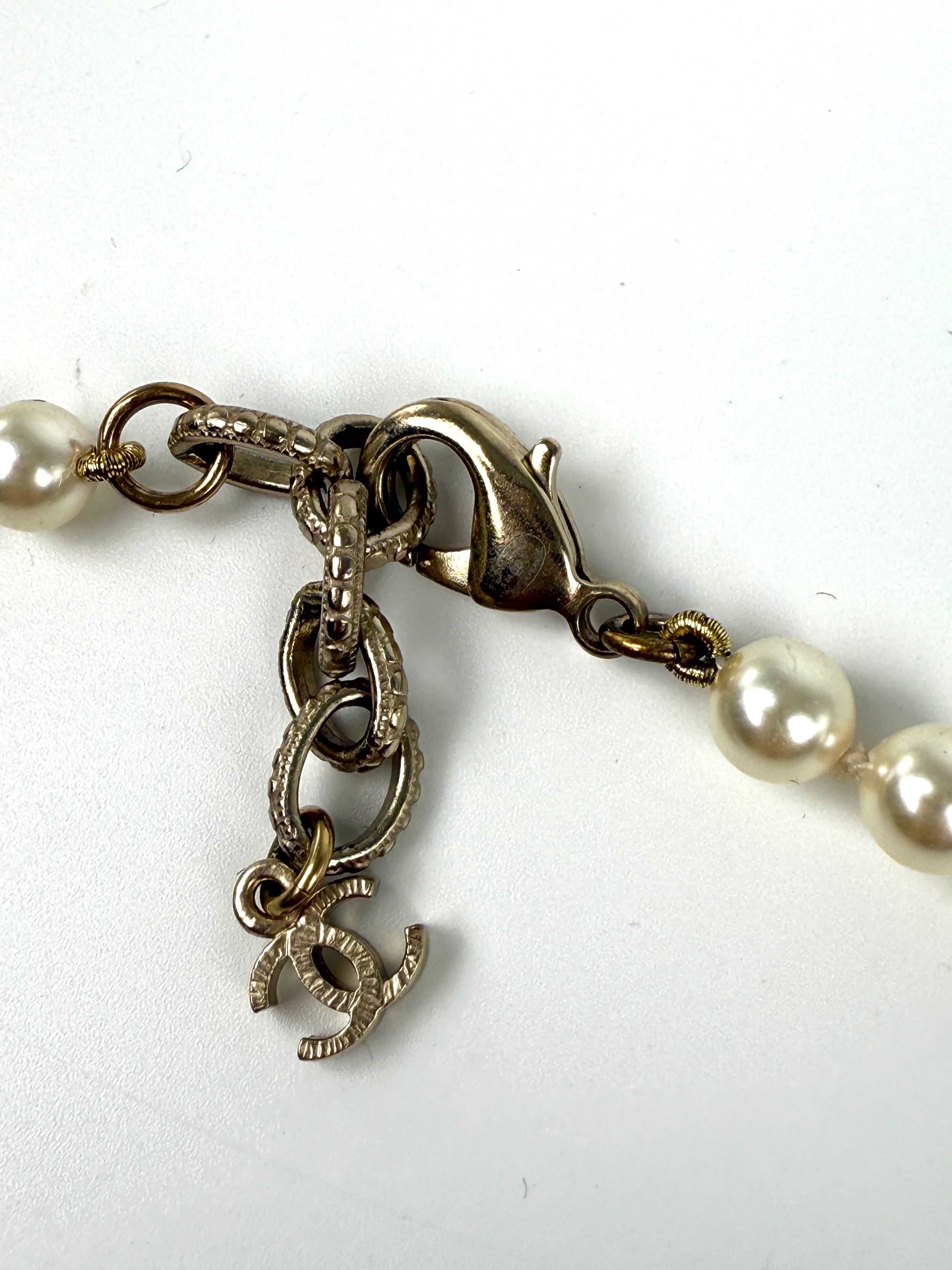 CHANEL Faux Pearl Graduated Long CC 2014 Strass Station Necklace