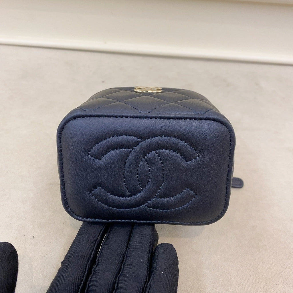 CHANEL VANITY MINI TOP HANDLE