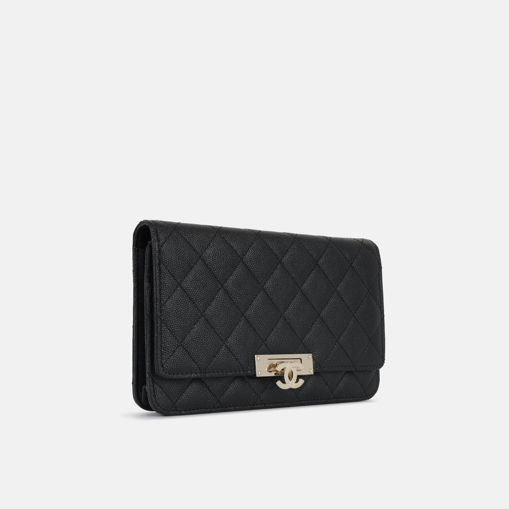 Chanel Golden Class WOC