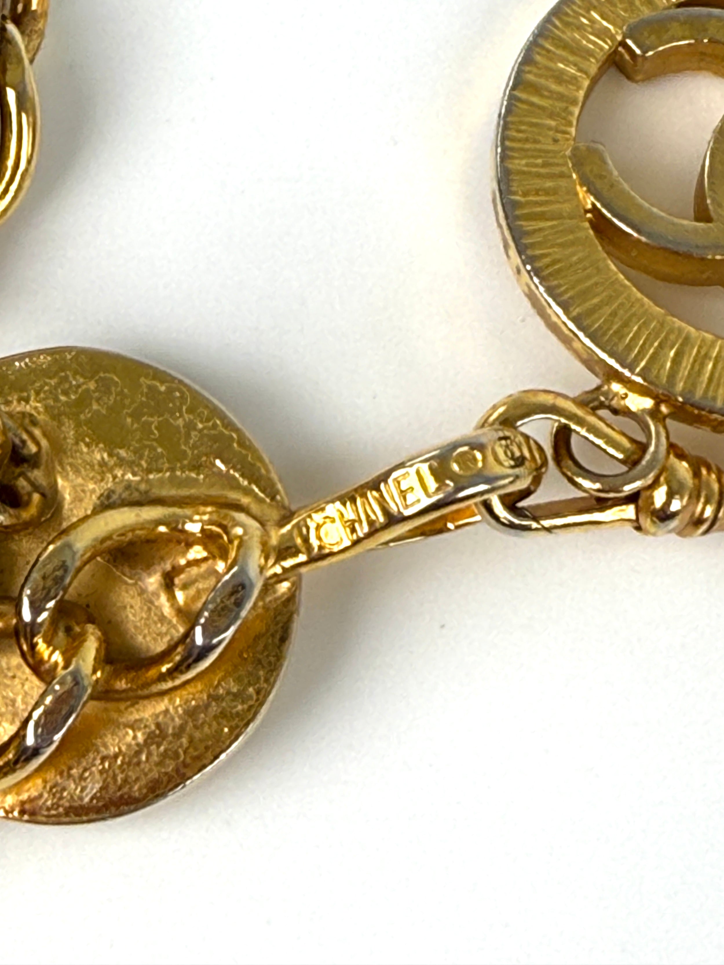 Vintage CHANEL Gold Chain Link Beige Leather 1984 CC Belt