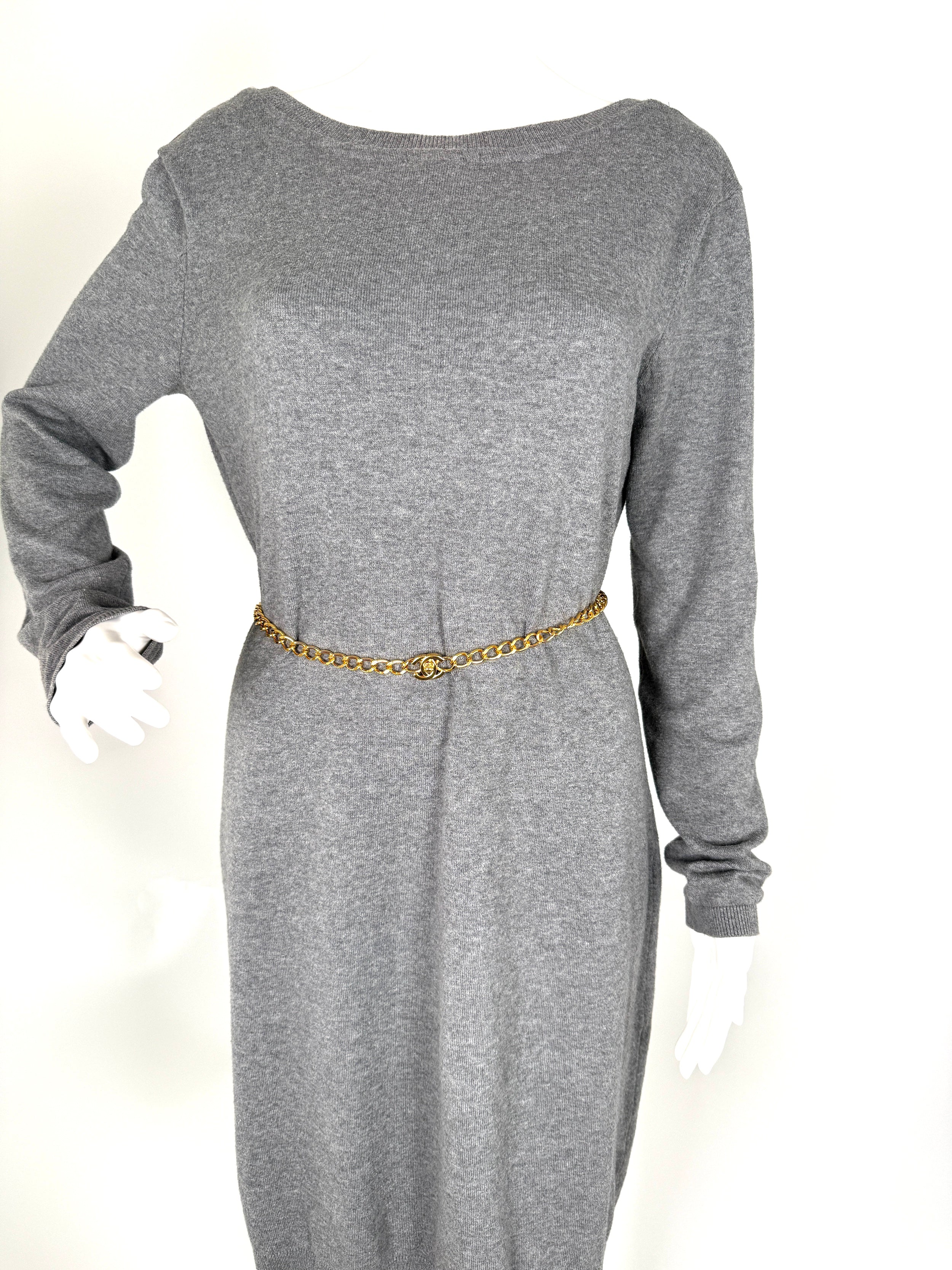Vintage CHANEL Turn lock Gold Chain Link CC Waist Belt Necklace