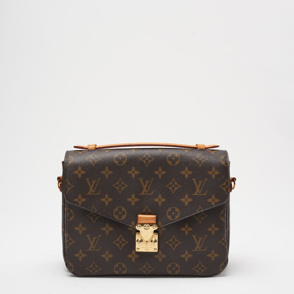 Louis Vuitton Pochette Métis Monogram Canvas