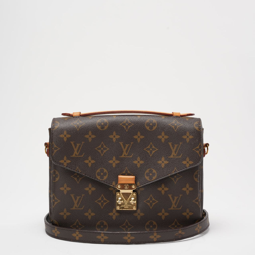 Louis Vuitton Pochette Métis Monogram Canvas